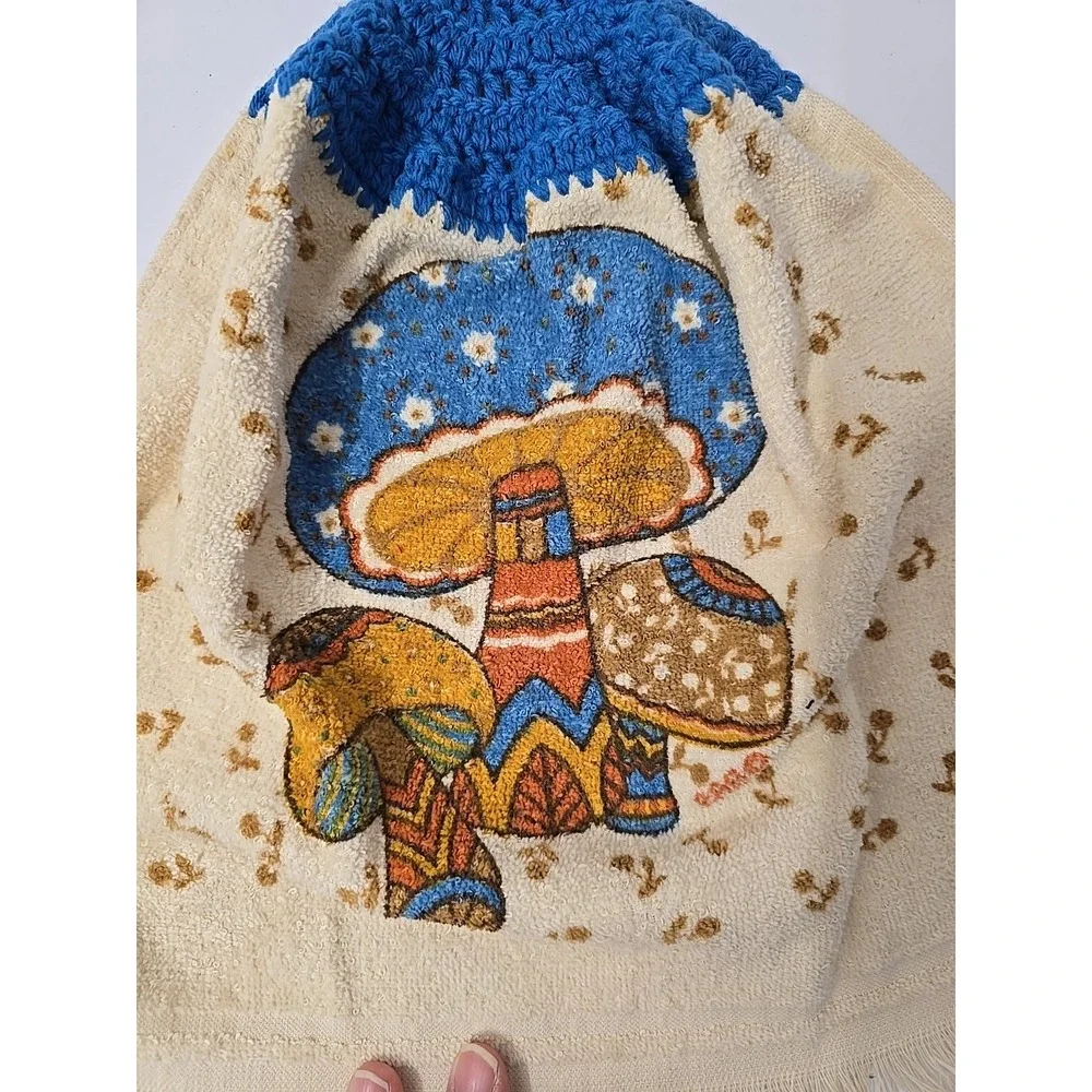 VTG Mushroom RAB Blue Crochet Hanging Dish Towel READ